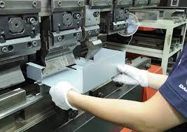 Dập Ép Kim Loại 